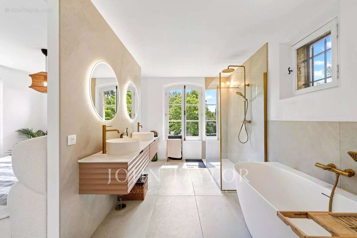 Bastide contemporaine rénovée aux portes d’Aix-en-Provence - photo 24