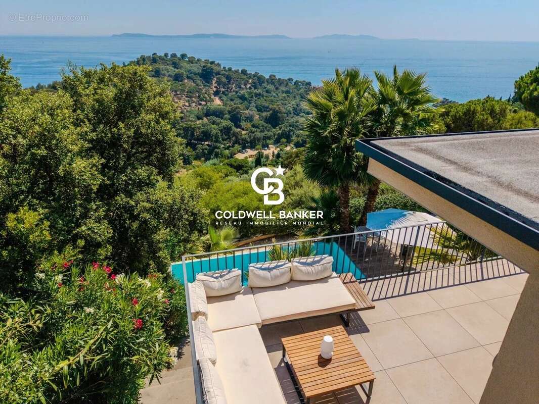 Maison à RAYOL-CANADEL-SUR-MER