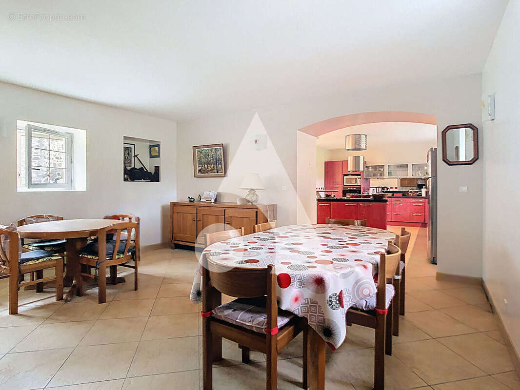 Maison à COISE