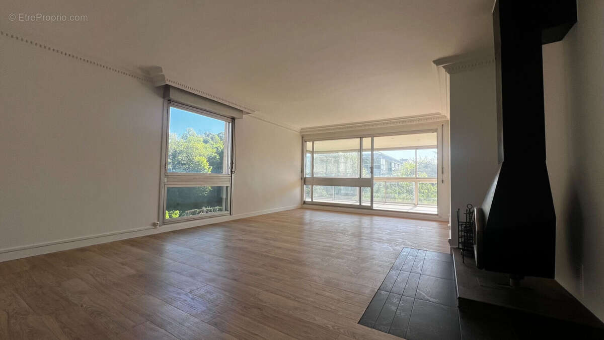 Appartement à LE CHESNAY