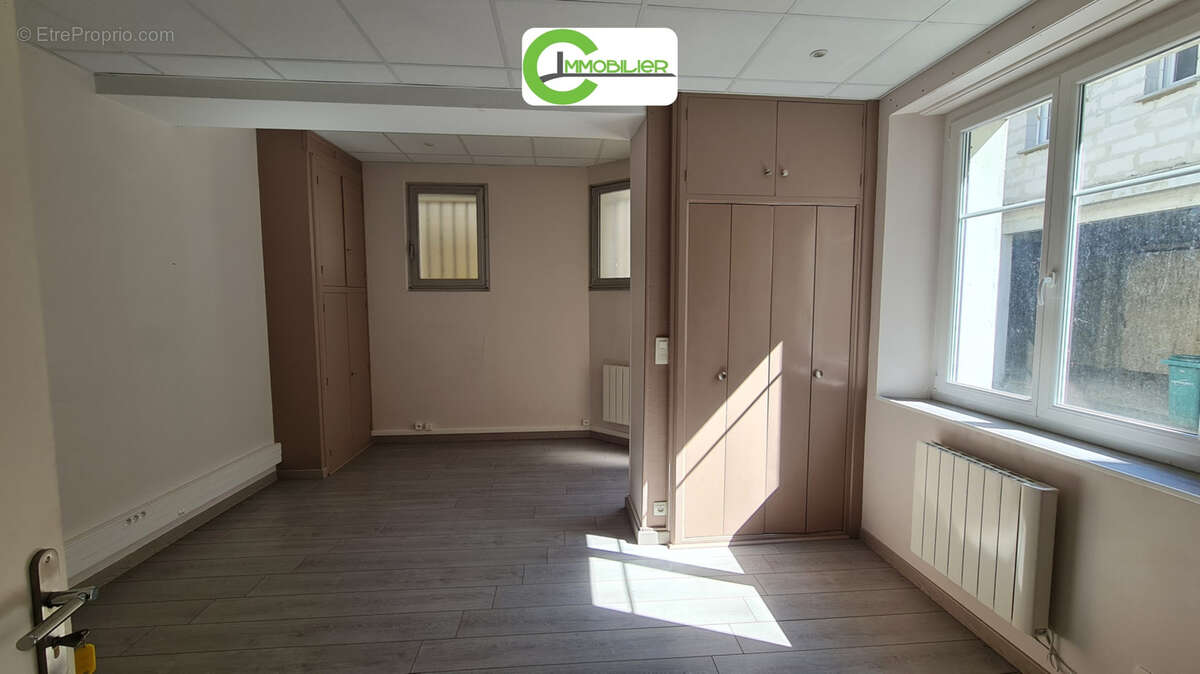 LA FERTE BERNARD, Immeuble de rapport centre ville - photo 3