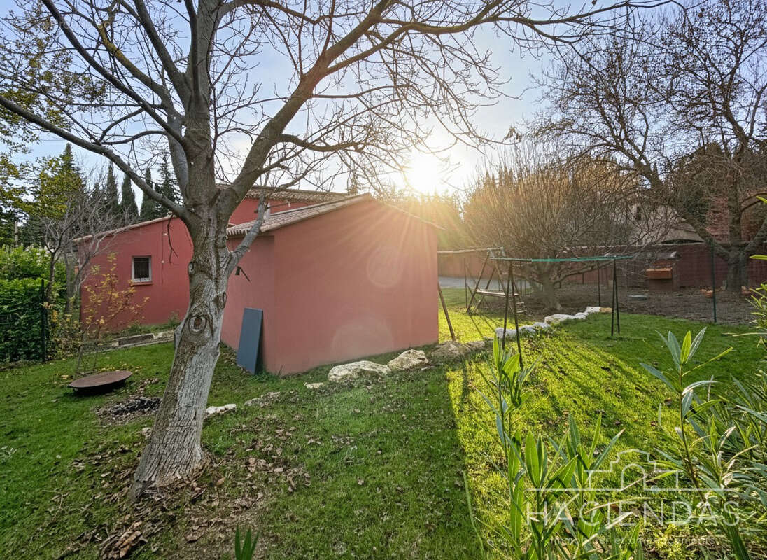 Maison à PELISSANNE