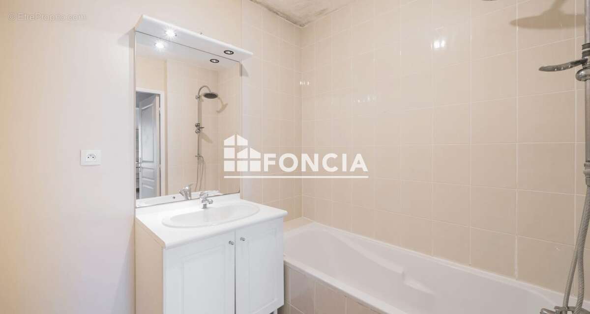 Appartement à MONTELIMAR