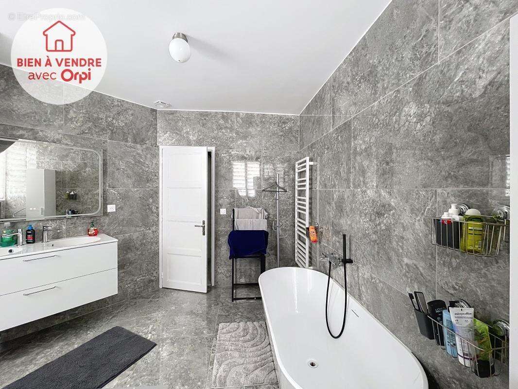 Appartement à MANTES-LA-JOLIE