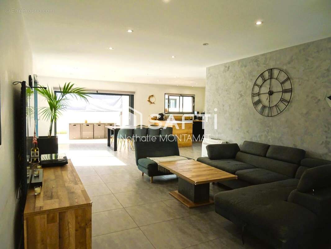 Photo 3 - Maison à PIA