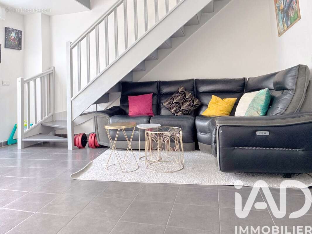 Photo 7 - Appartement à VILLEMOMBLE