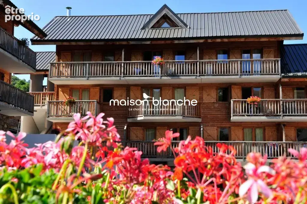 Appartement à SAINT-FRANCOIS-LONGCHAMP