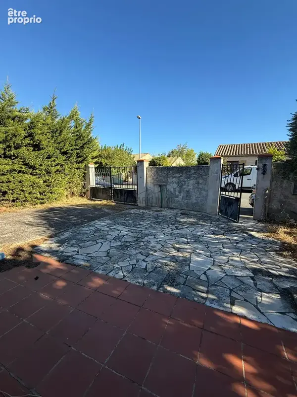Villa indépendante avec garage et jardin - photo 2