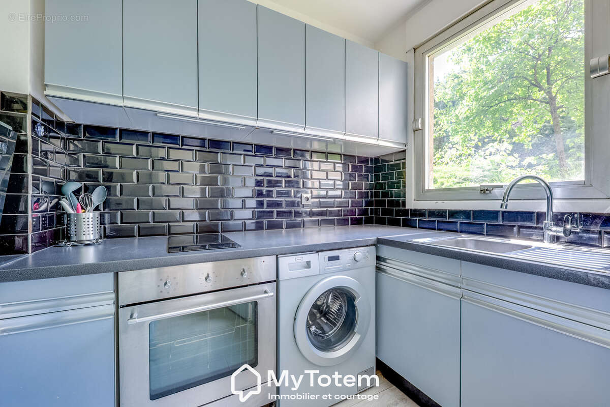 Appartement à PARIS-10E