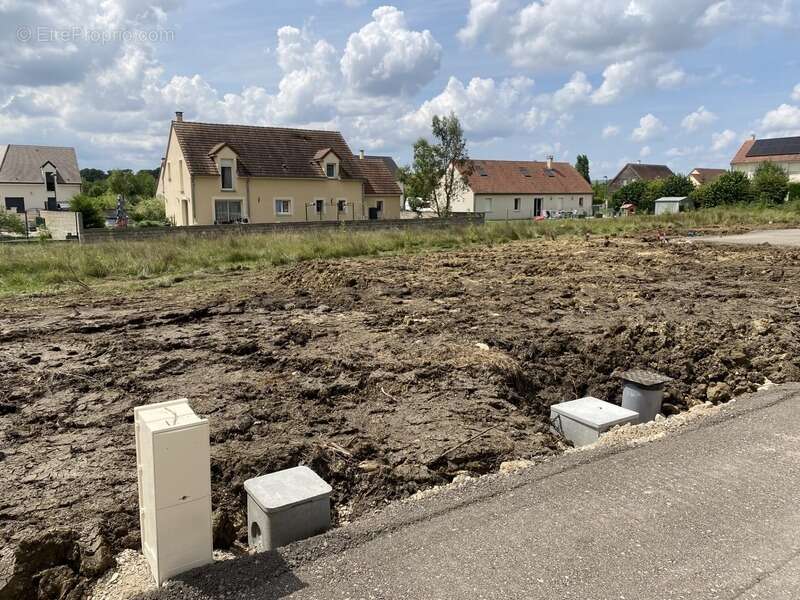 Terrain à NOIRON-SOUS-GEVREY