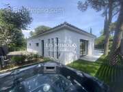 Maison à PUGET-SUR-ARGENS