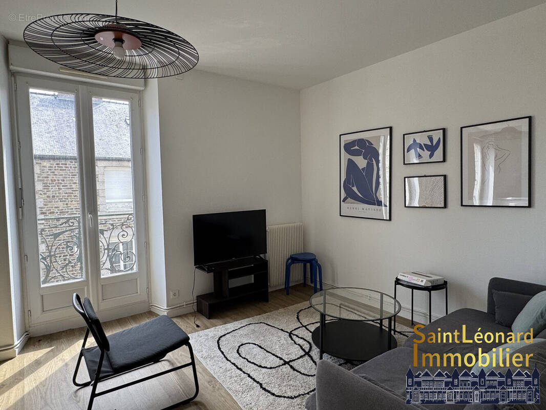 Appartement à FOUGERES