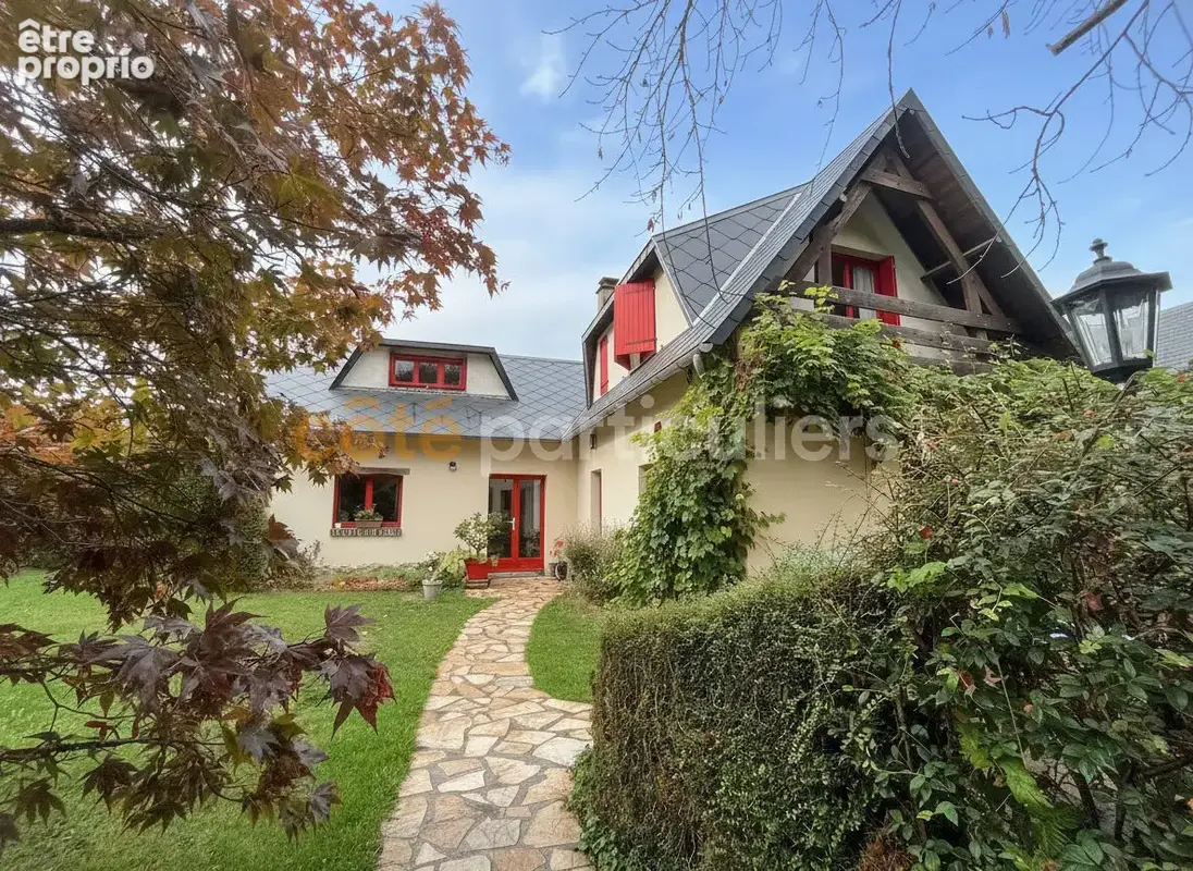Photo Maison à Cauge au prix de 219 000€