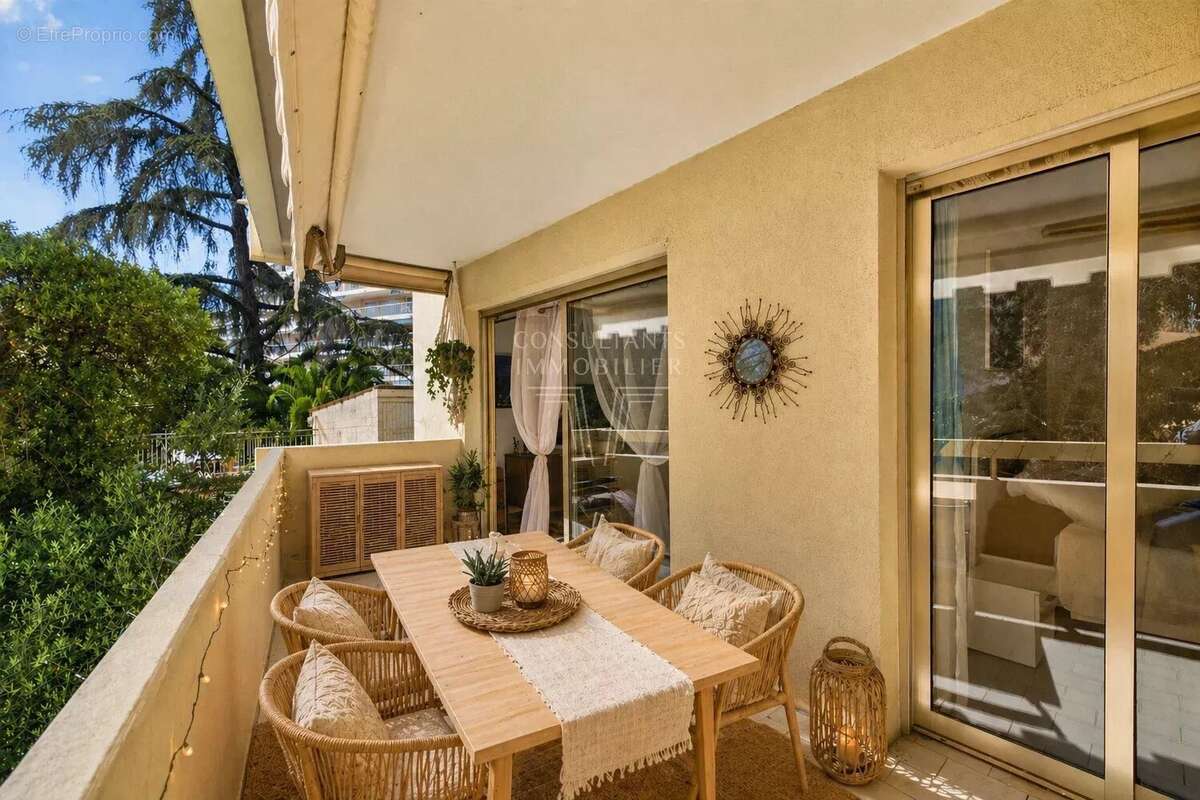 Appartement à CANNES