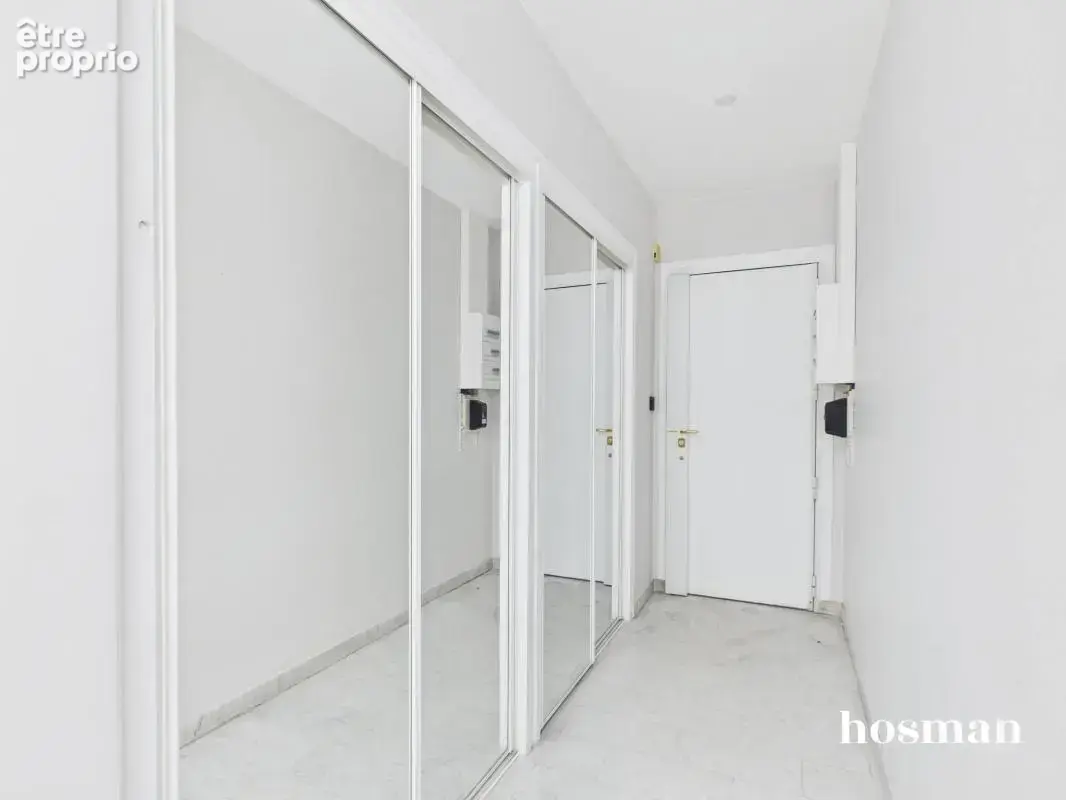 Appartement 3 pièces de 77 m² -entièrement rénové et climatisé- deux balcons- Avenue Victor Hugo, Tassin-la-Demi-Lune - photo 13