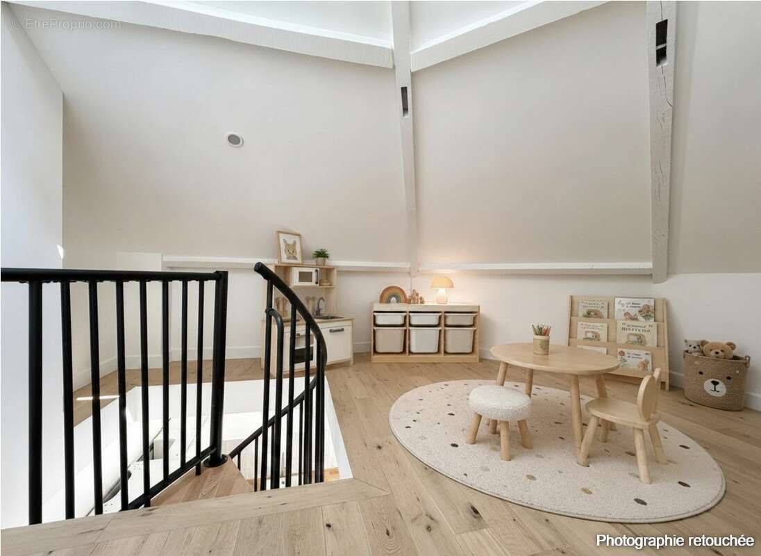 Appartement à PARIS-18E