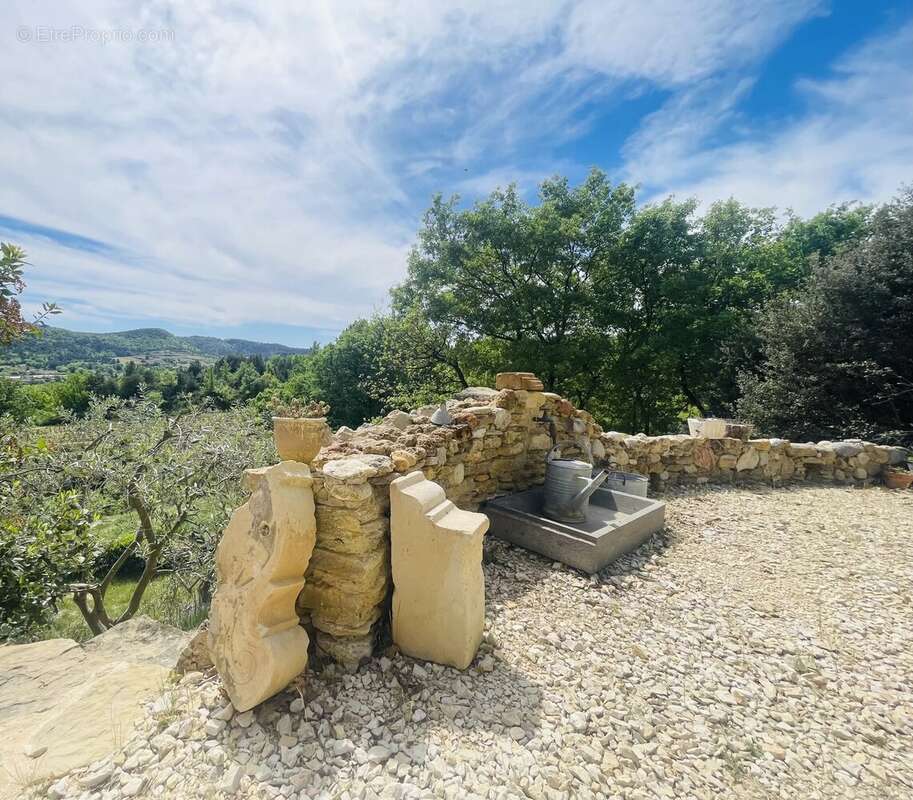 Maison à VAISON-LA-ROMAINE