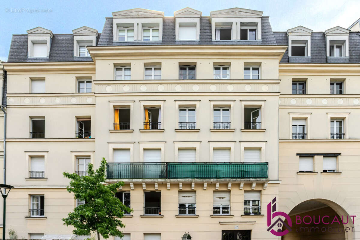 Appartement à LE PLESSIS-ROBINSON