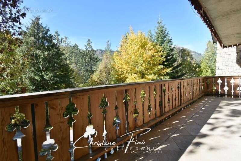 Maison à LA SALLE-LES-ALPES