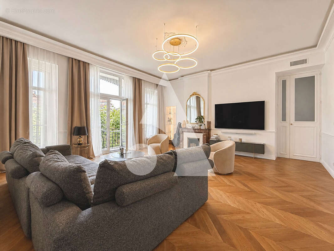 Appartement Aix-en-provence 5 pièce(s) 180 m2 - photo 6