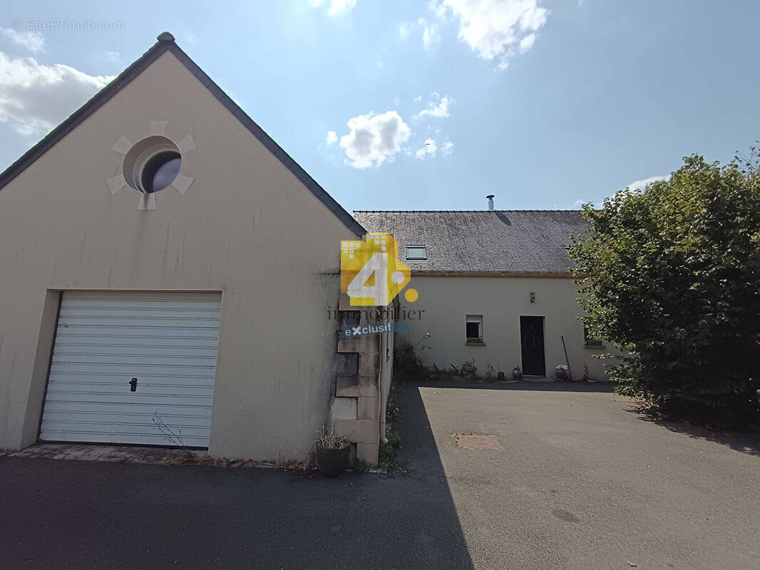 Maison à SAINTE-ANNE-SUR-BRIVET