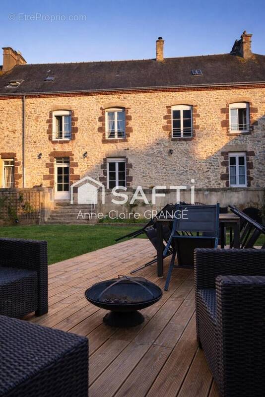 Photo 1 - Maison à FRESNAY-SUR-SARTHE