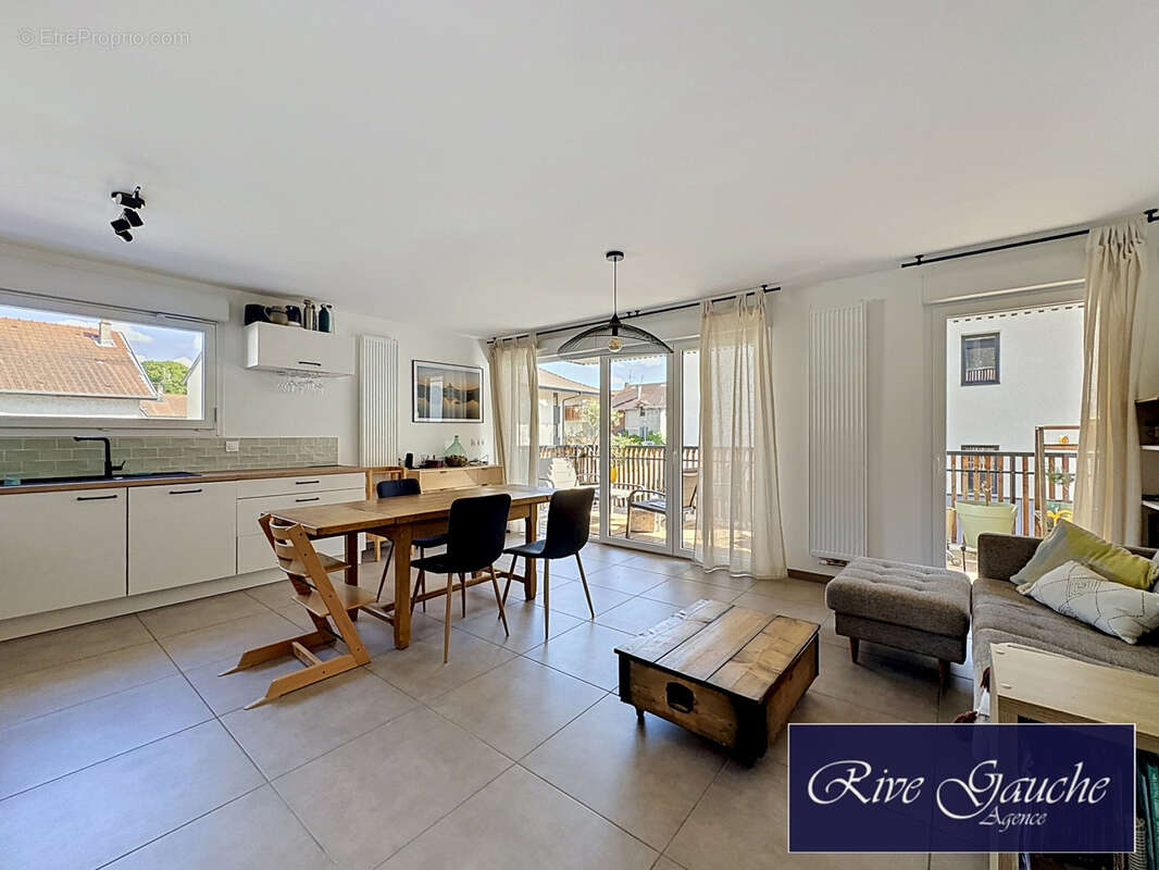 Appartement à CHENS-SUR-LEMAN