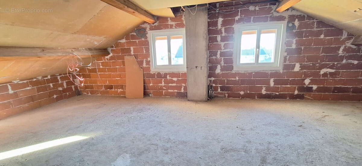 Maison à BOURG-EN-BRESSE