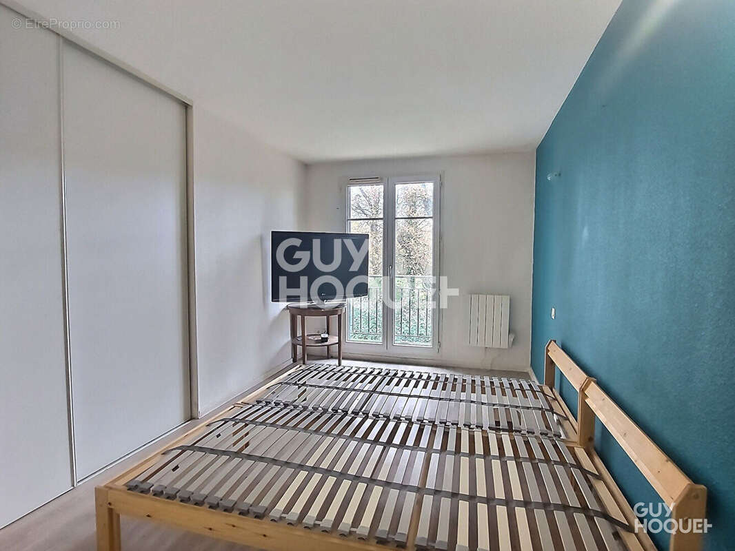 Maison à SAINT-GENIS-LES-OLLIERES