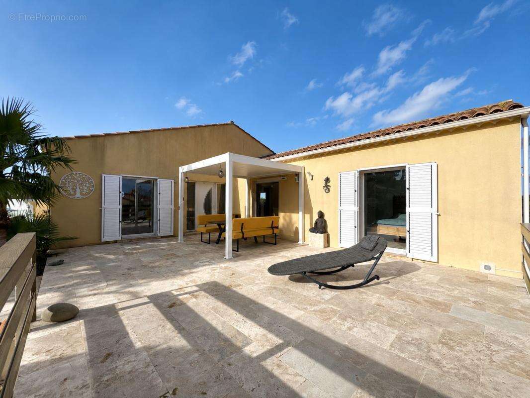 Villa de plain-pied avec logement indépendant - photo 11