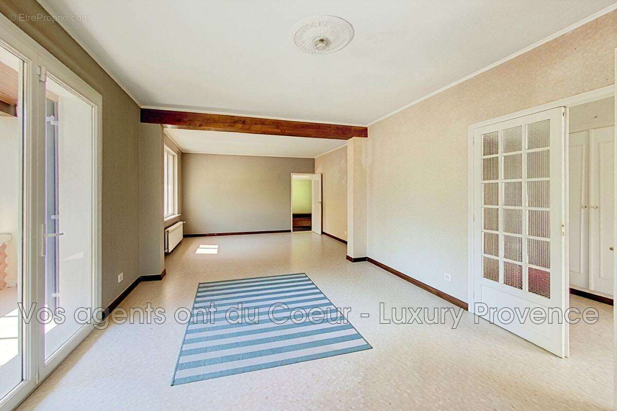 vente maison 4 Pièce(s) - photo 2