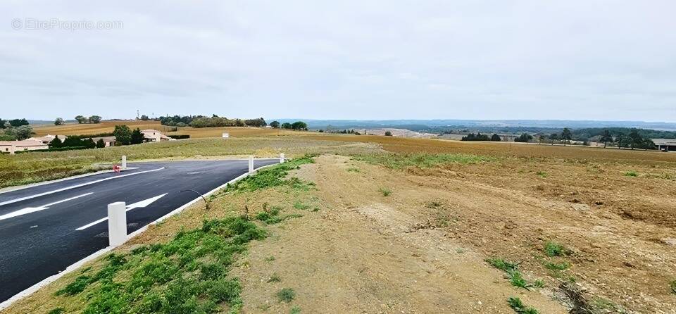 Terrain à SAINT-PAPOUL
