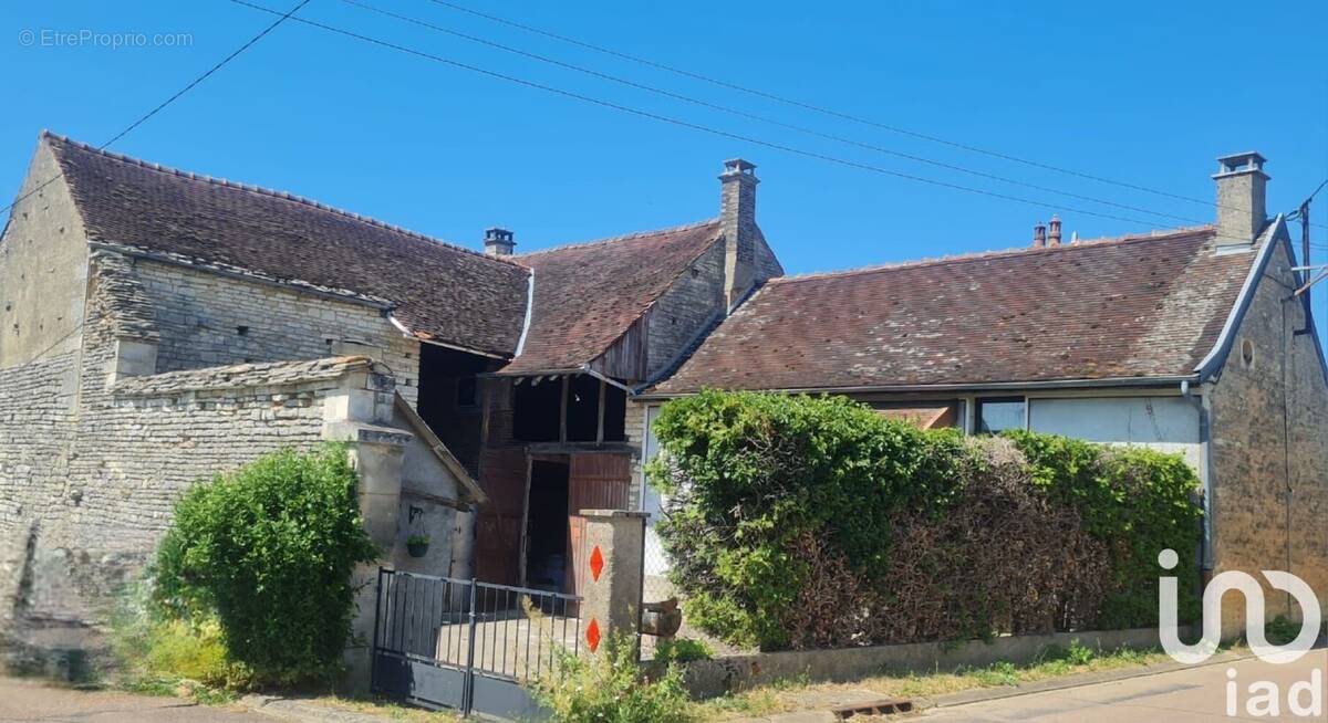 Photo 1 - Maison à RUGNY
