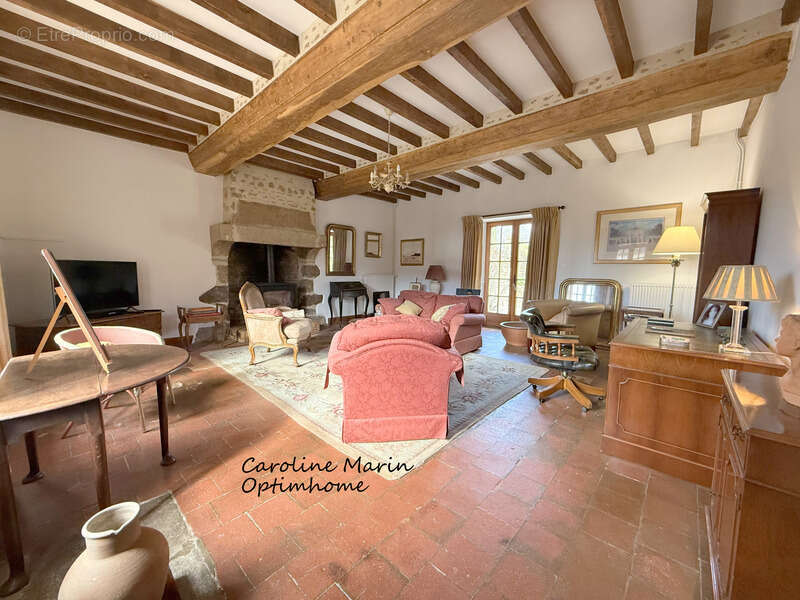 Maison à CHAMPFREMONT