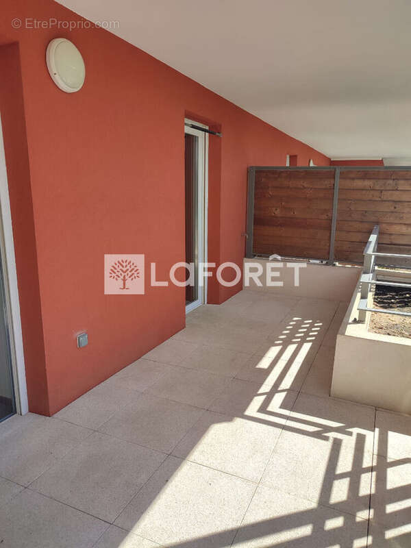 Appartement à JUVIGNAC