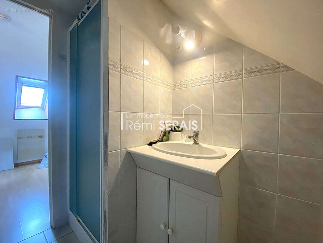 Maison à FRESNAY-SUR-SARTHE