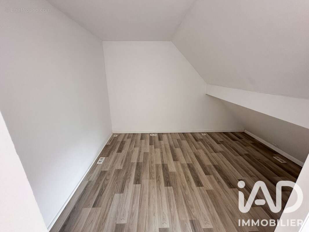 Appartement 31 m² à Corbeil-Essonnes  - photo 5