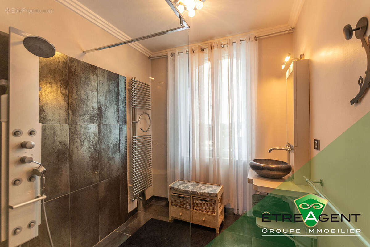 Maison LA NEUVE LYRE - 170 m² - 3 chambres - photo 17
