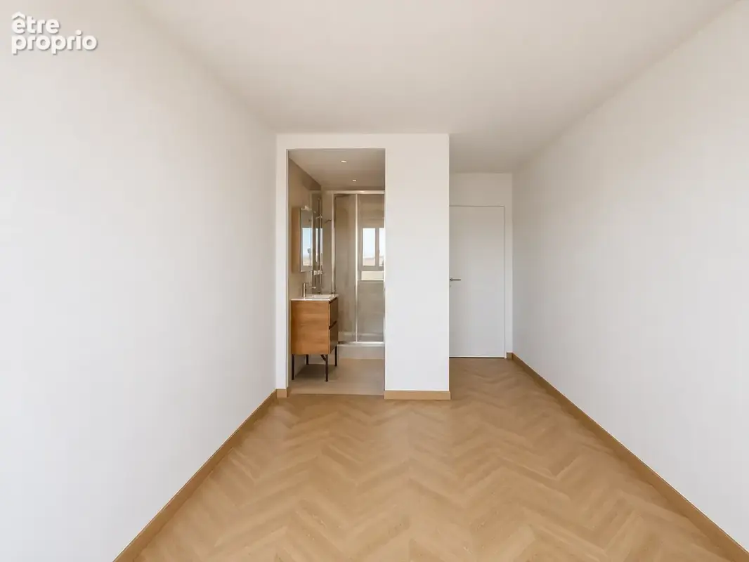 Appartement rénové de 5 pièces 95 m2 + cave - photo 7