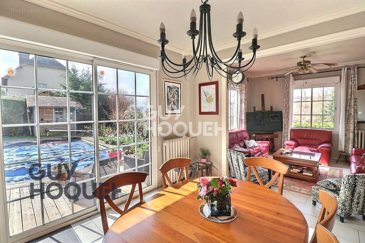 Maison à NASSANDRES