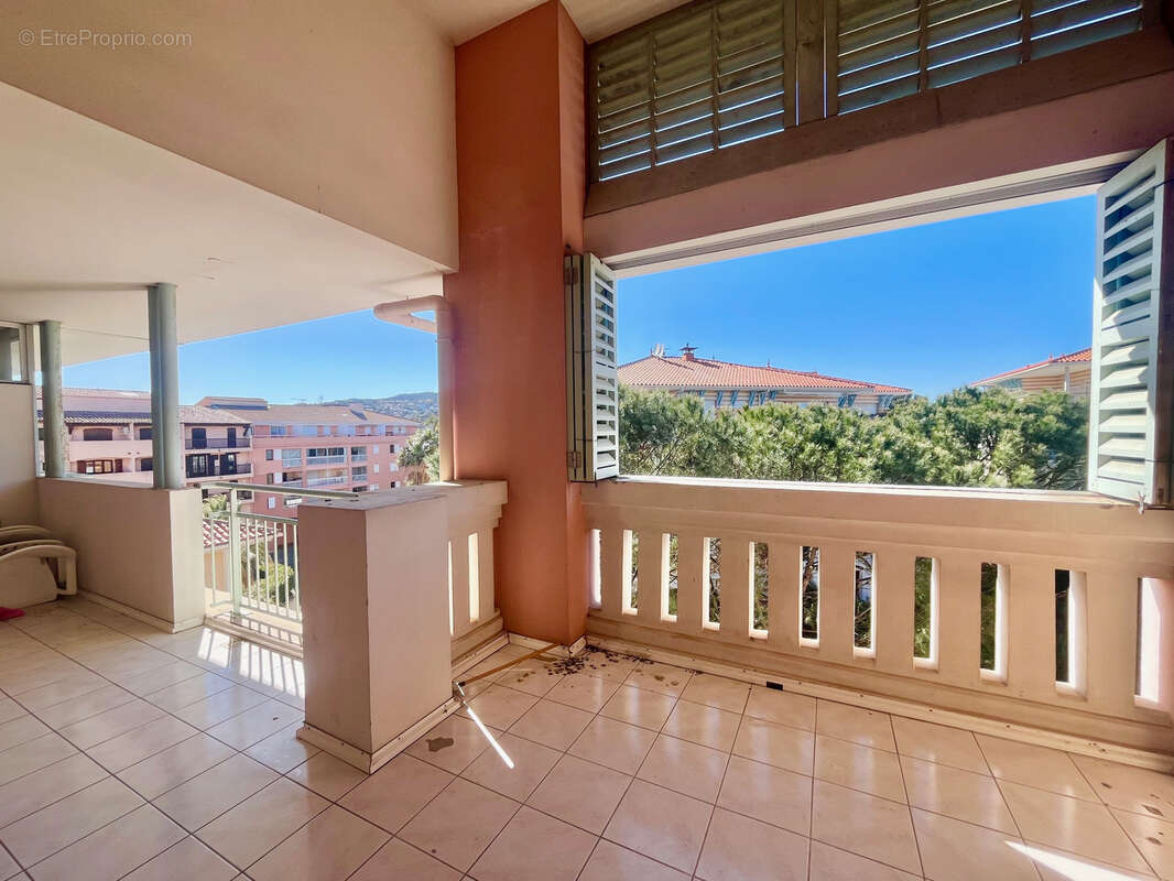 Appartement à FREJUS