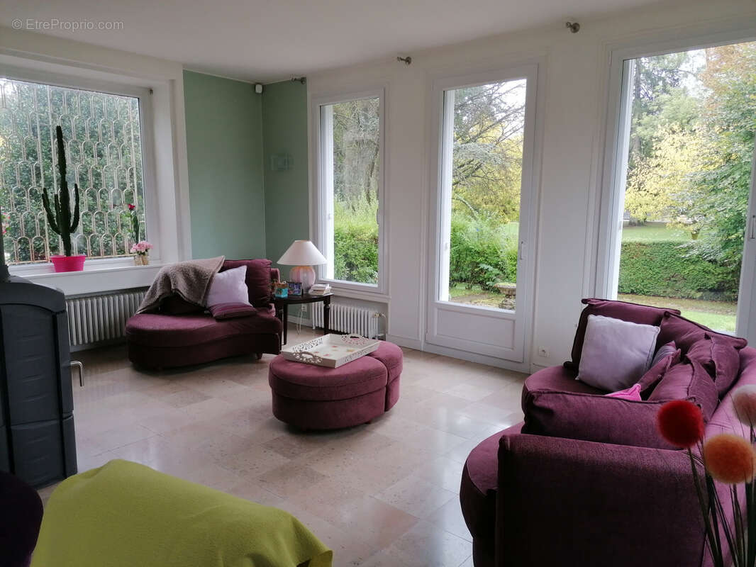 Maison à LUXEUIL-LES-BAINS