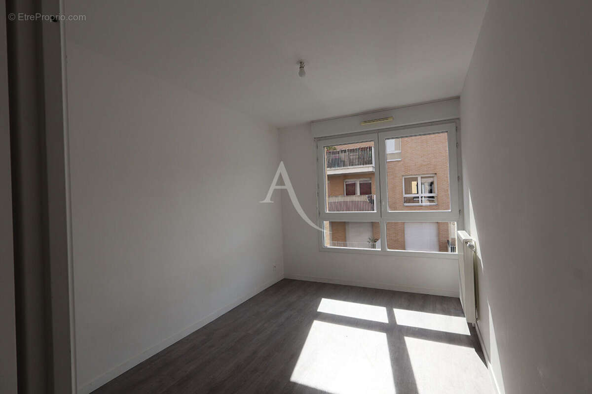 Appartement Romainville 5 pièce(s) 100 m2 - photo 7