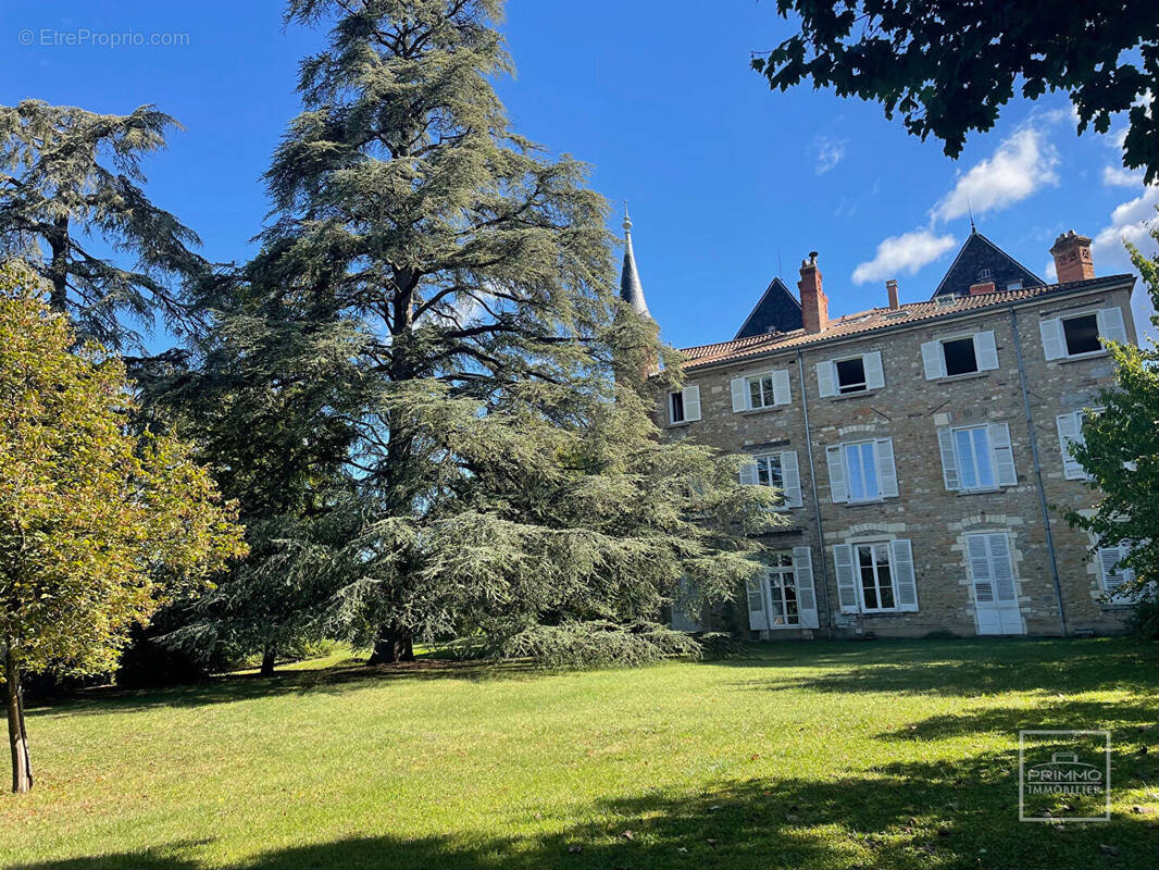 Appartement à CHASSELAY
