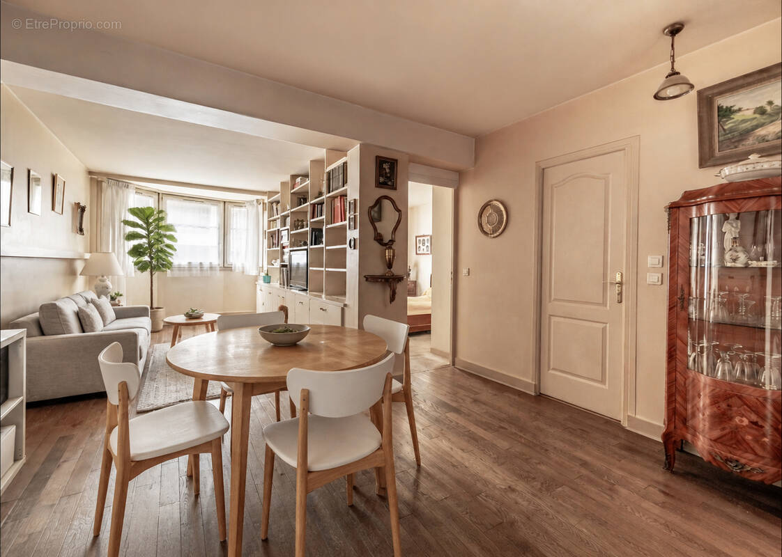 Appartement à LEVALLOIS-PERRET