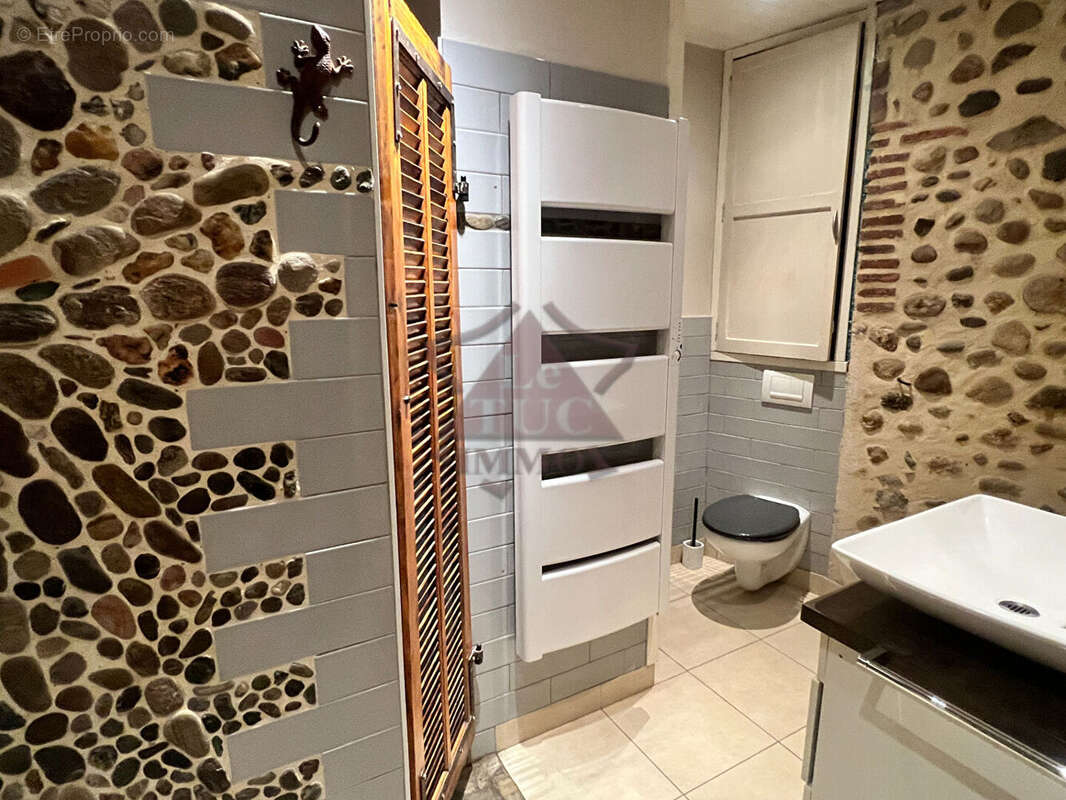 Maison à MOLIERES-SUR-CEZE