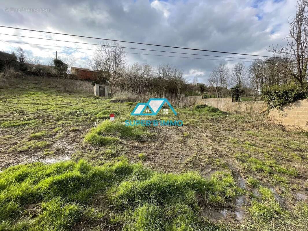 Terrain à BRASSAC-LES-MINES
