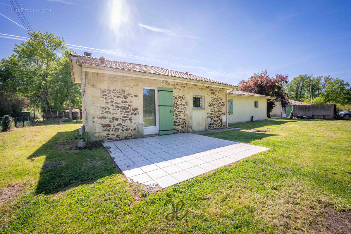Maison à HOSTENS