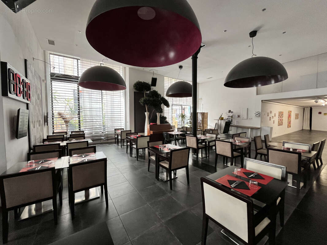 Commerce à MARSEILLE-2E