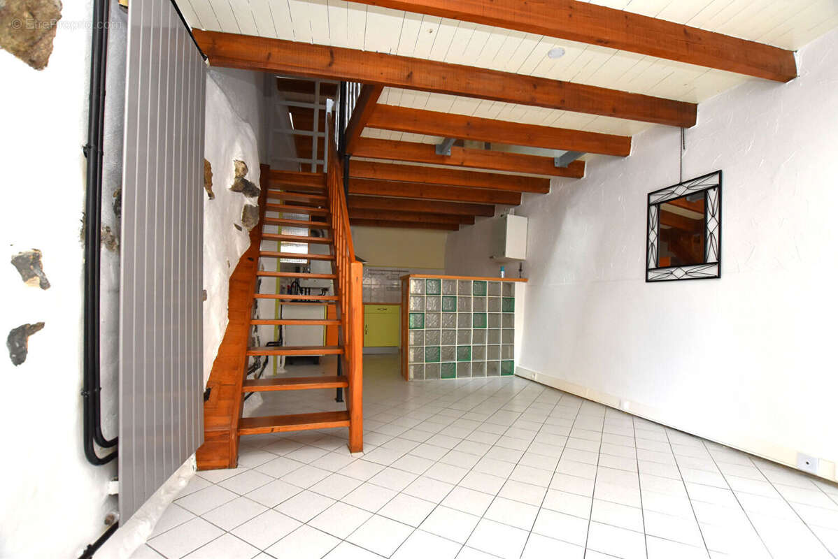 Maison de ville, quartier calme - photo 4